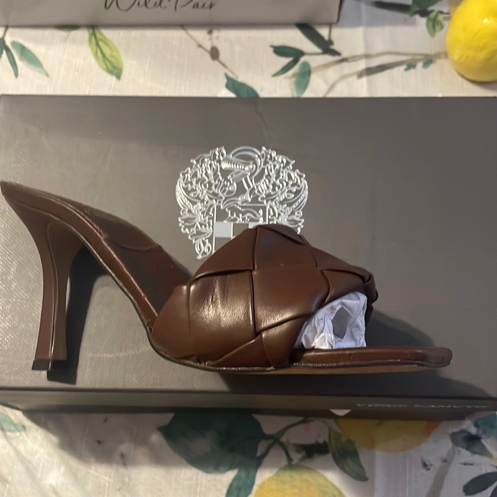Vince Camuto brown heel